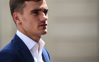 百博体育快讯-奥纳纳零封但曼联全场射正